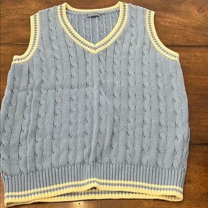 Brandy Melville John Galt V-Neck Sweater blue and cream Cable Knit